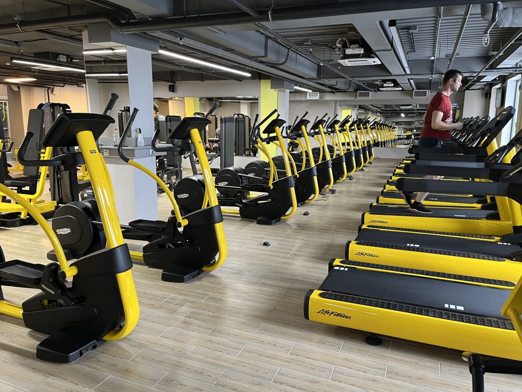 Тренажёрный зал GYM24 у метро Пушкинская, общий вид